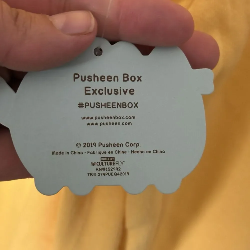 Pusheen 3D Cooking Baking Cat Yellow Long Sleeve Comfort Sweatshirt Sz 2XL - Picture 4 of 8